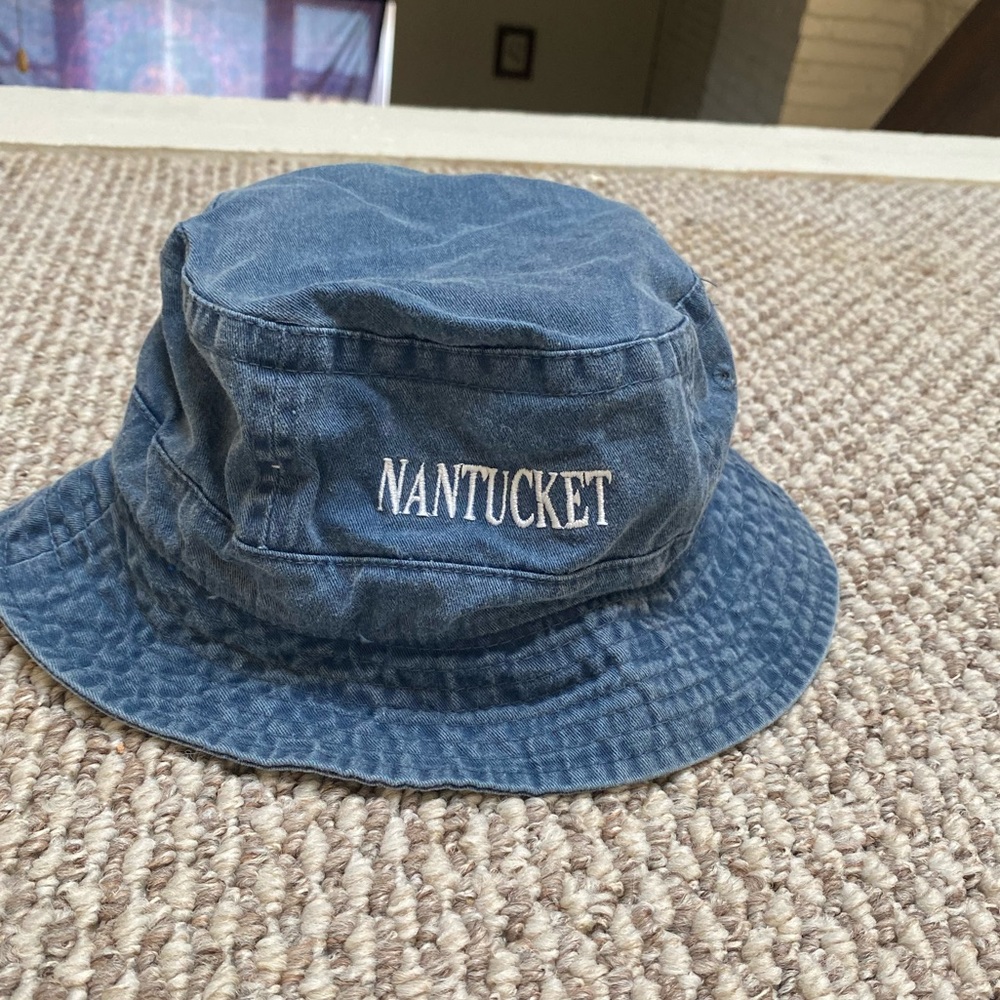 Nantucket bucket hat